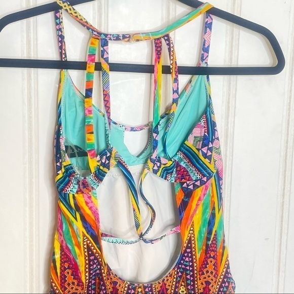 La Blanca Color Me Happy Plunging One-Piece Swimsuit 30 - Picture 4 of 9